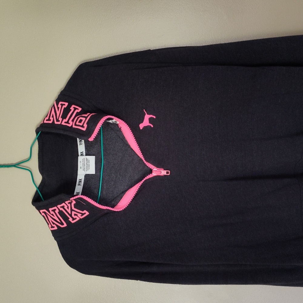 VS pink half zip up